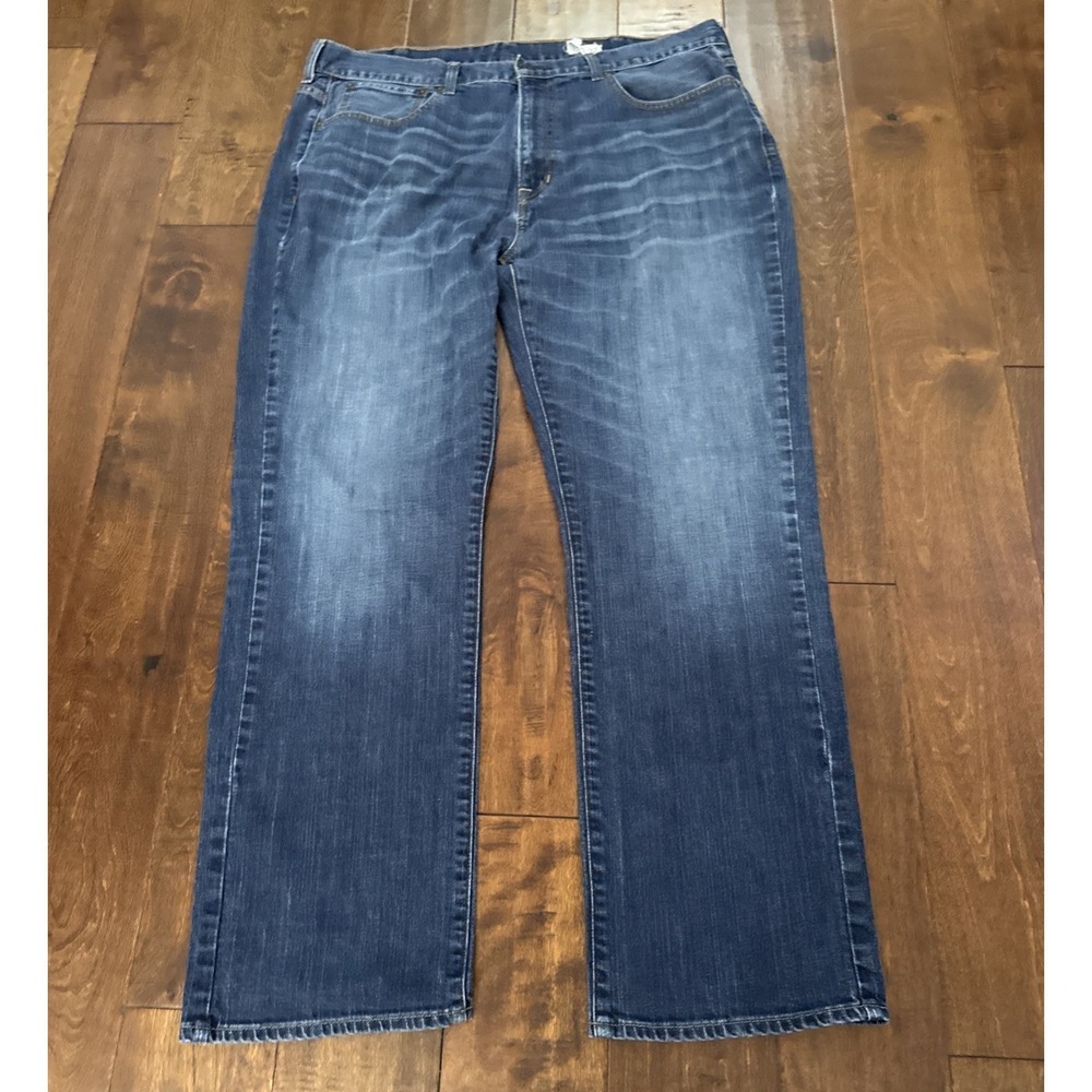 Cremieux Jeans Mens 40x32 Relaxed Straight Medium Wash Blue Denim